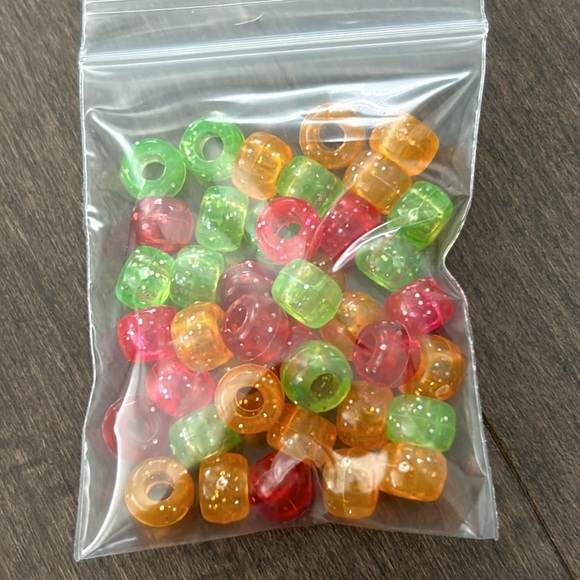 Assorted Crafting Bead Set, Colourful Jewellery Making Beads, Loose Craft Supply - Picture 7 of 11